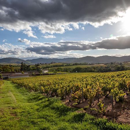 Les Glycines - Domaine Gilles Coperet Panzió Régnié Kültér fotó